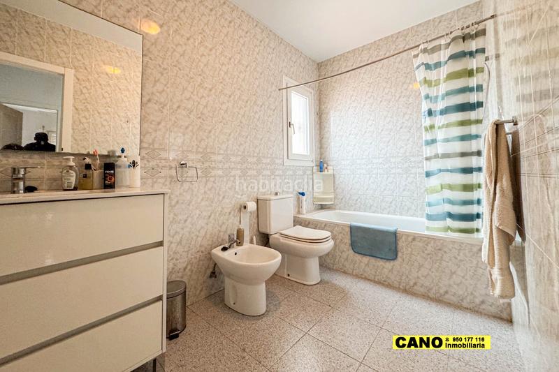 Foto b64083d6-24a5-4b3a-a451-f1506915ab14. Appartement avec chauffage parking dans Costacabana - Loma Cabrera Almería