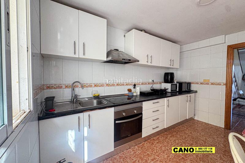 Foto 06445e87-83b0-48ed-8fa6-75e4745c742f. Maison avec parking dans Costacabana - Loma Cabrera Almería