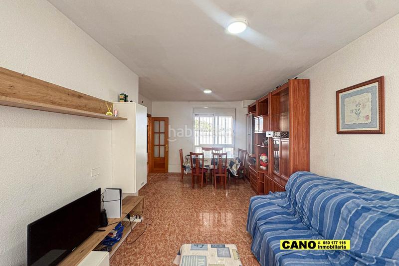 Foto 3cbd1384-47cc-4817-a0f7-ae6cbe4b292b. Maison avec parking dans Costacabana - Loma Cabrera Almería