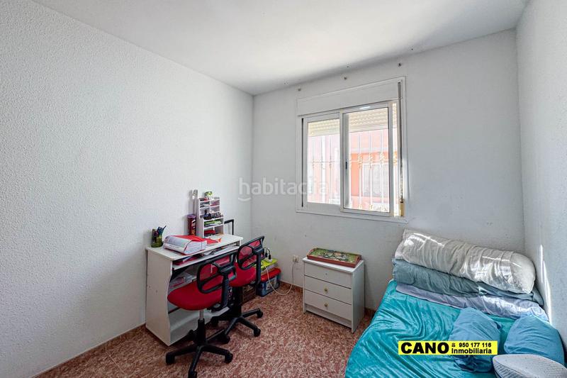 Foto 79002c43-f258-4922-b76d-5565495a5479. Maison avec parking dans Costacabana - Loma Cabrera Almería