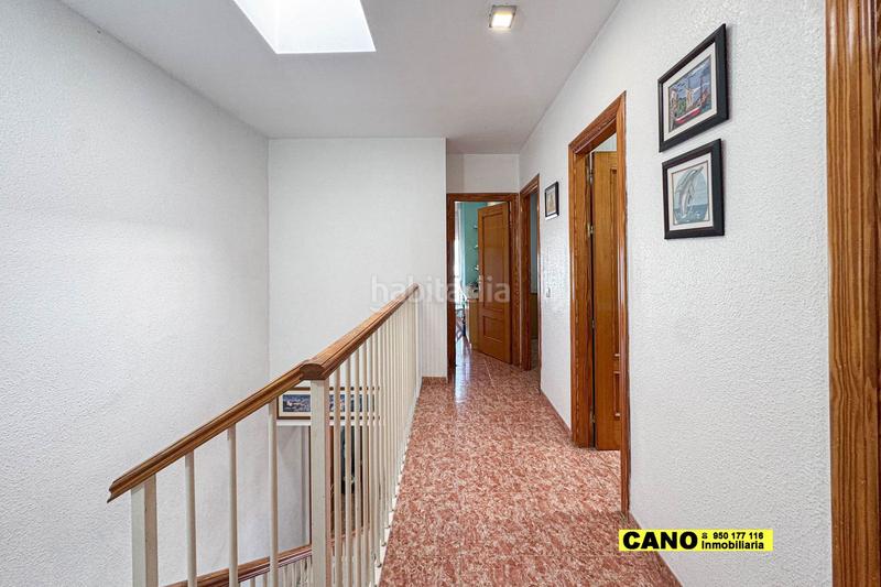 Foto e4643fa1-2037-4227-835e-2046bc643173. Maison avec parking dans Costacabana - Loma Cabrera Almería