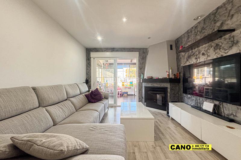 Foto 50695f4b-db22-4ebc-8e88-d0e5642afb54. Maison avec parking piscine dans Retamar Almería