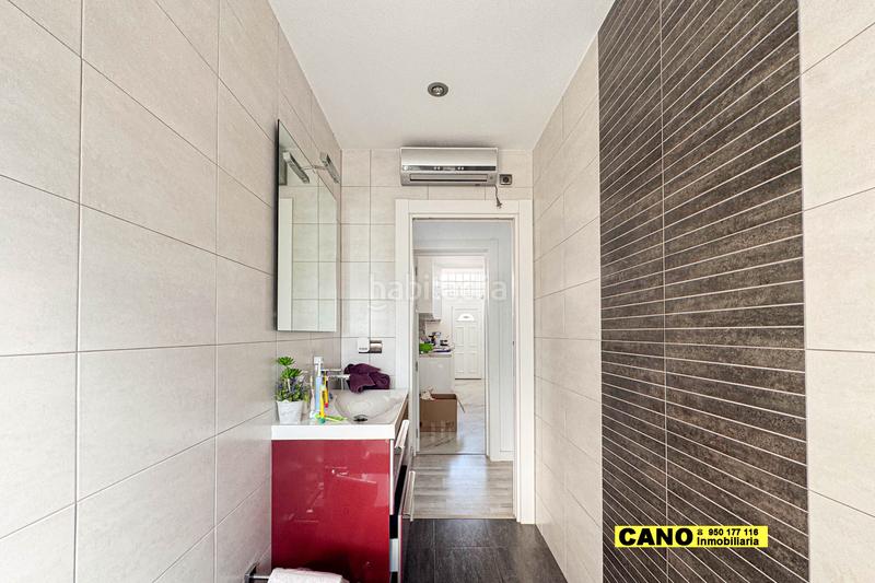 Foto 60a09542-245d-4bdc-8cfc-2db9b53d299a. Maison avec parking piscine dans Retamar Almería