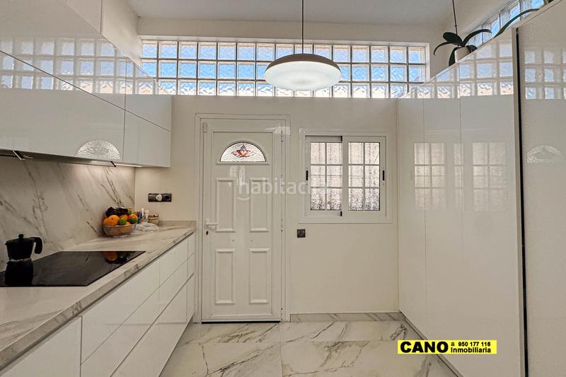 Foto 66923832-8a79-406a-8217-79b0ef3b0150. Maison avec parking piscine dans Retamar Almería