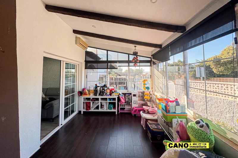 Foto 70cc687c-0250-43ff-92e2-49d60f56c745. Maison avec parking piscine dans Retamar Almería