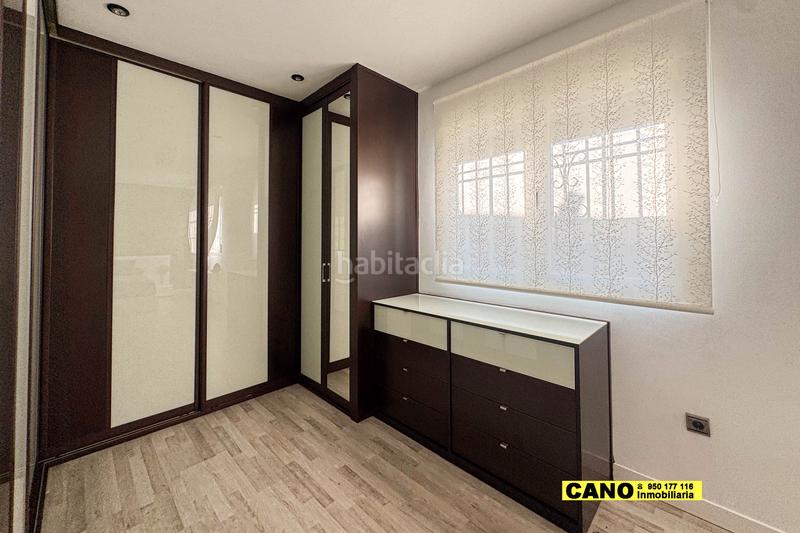 Foto 871b820e-653a-49bc-a1fc-2599574a4600. Maison avec parking piscine dans Retamar Almería