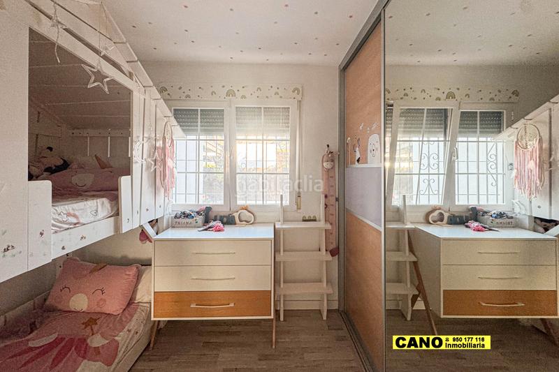 Foto 900ced43-6f48-4086-bf22-a40d375bc2fe. Maison avec parking piscine dans Retamar Almería