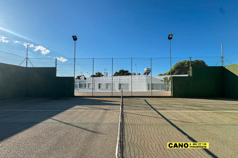 Foto b592a471-1853-449a-a721-2e7c8d1ba9ff. Maison avec parking piscine dans Retamar Almería