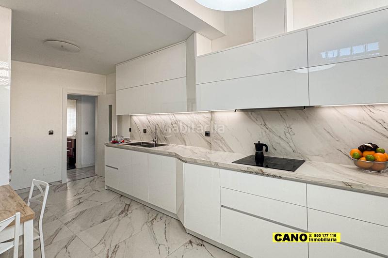 Foto c2170579-22bf-43c0-a047-dd144b62c39e. Maison avec parking piscine dans Retamar Almería