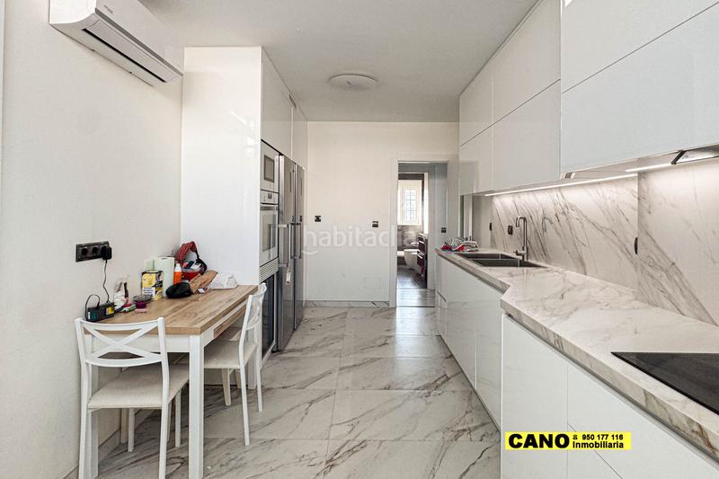 Foto c21e5b0c-7761-46bd-ba94-e177e993d8ad. Maison avec parking piscine dans Retamar Almería