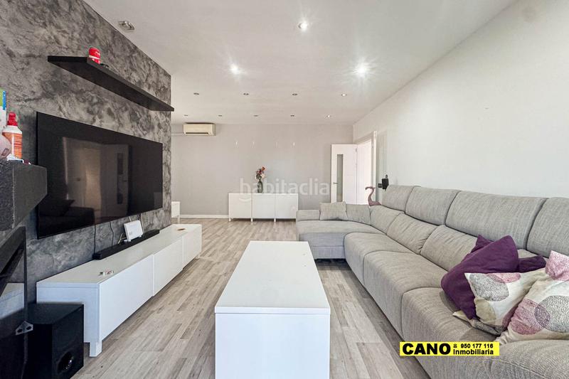 Foto e660f1dd-f880-41cb-a49b-7dc6529da98a. Maison avec parking piscine dans Retamar Almería