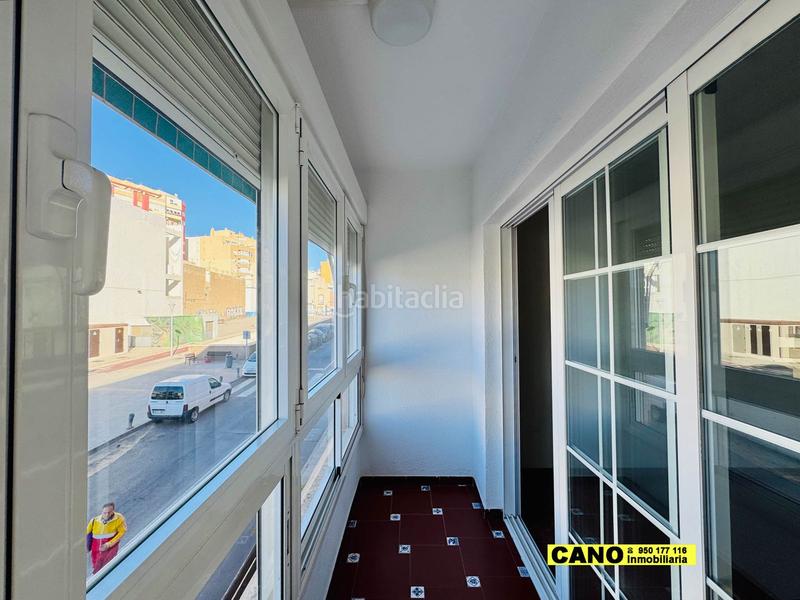 Foto a51a5370-23cb-47b5-aebc-347b20668285. Appartamento con parcheggio in Nueva Andalucía Almería