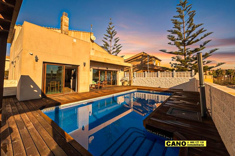 Foto 4e8a1865-7a72-43fc-aee3-f61583ca761c. Casa chalet en Almerimar en Almerimar Ejido (El)