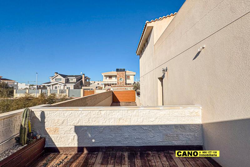 Foto 6e38e57e-2b39-4c4f-b5a1-bbfa3491d6c4. Casa chalet en Almerimar en Almerimar Ejido (El)