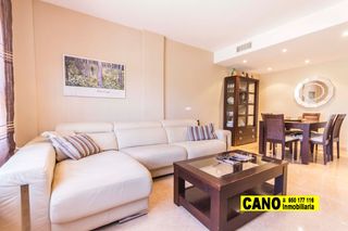 Casa  Piscis. Triplex en villablanca, almería