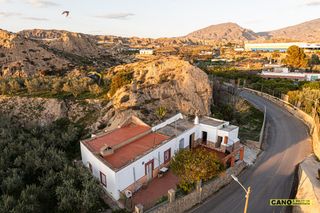 Casa  A paulenca/ paraje aneal 7. Cortijocueva con terreno en g�dor