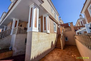 Haus  Los califas. Triplex en campillo del moro
