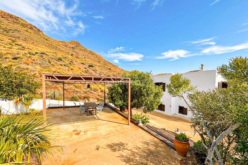 Foto bc58201f-5635-4ed0-b369-289cc154321f. Casa amb aparcament piscina a Las Negras Níjar