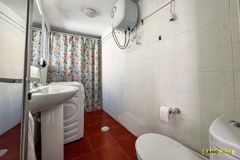 Foto f8860f10-8b78-43fa-90dd-1d8b8ad049f9. Casa a Centro Almería