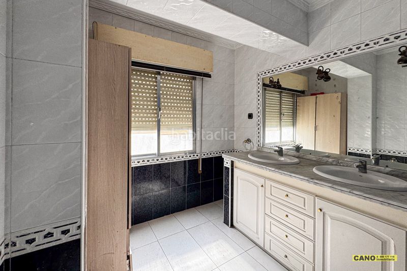 Foto 5e6211a2-68e0-4c23-bbb8-50a45d08f852. Pis a Barrio Alto - San Félix Almería
