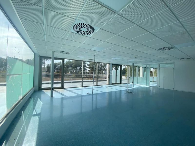 Foto 670986d2-d294-400a-ae88-4973a872053b. Rent office space in Riba - roja de Túria