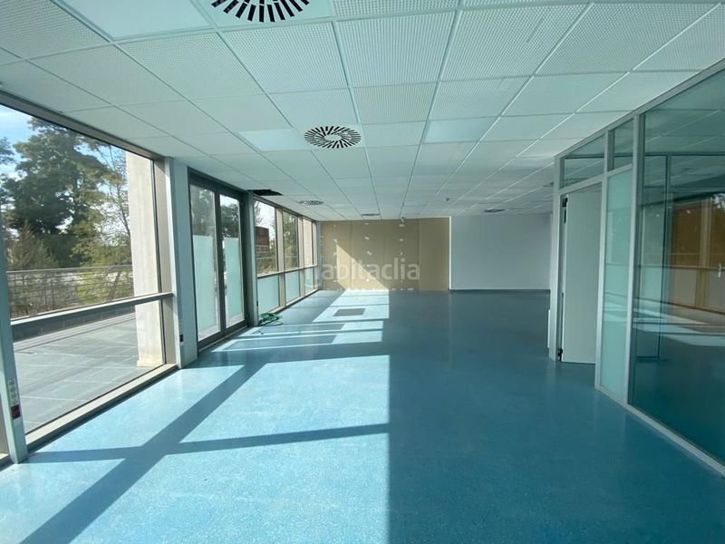 Foto da9209f0-3f2f-4a5e-a8df-c6802435a40e. Rent office space in Riba - roja de Túria