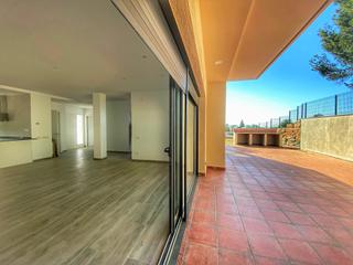 Maison jumelée  Pasaje col.legi del. Impresionante casa de obra nueva en sant muç