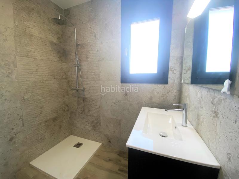 Foto c22edd1f-2d1e-436a-bf7e-259ae5a2e9fa. Casa adossada amb calefacció aparcament a Sant Muç Rubí