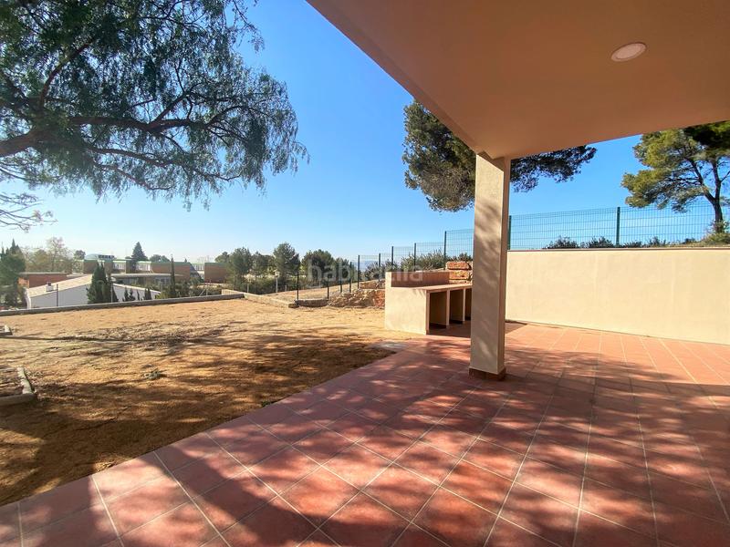 Foto e36ea641-4690-40d1-ab57-6be423fb2411. Casa adossada amb calefacció aparcament a Sant Muç Rubí