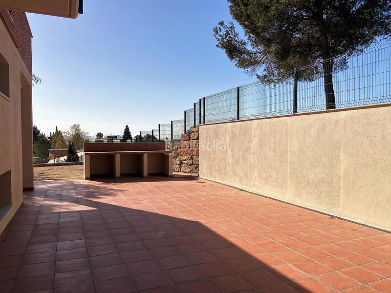 Foto f5f4cb41-eb59-4fe7-bd16-da3c1b5f44c2. Casa adossada amb calefacció aparcament a Sant Muç Rubí