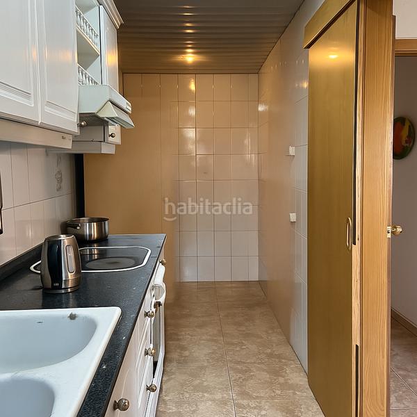 Foto 4b86766b-ce86-4cde-8aae-ac19321f1855. Piso amplio y luminoso piso con balcón esquinero en Rubí
