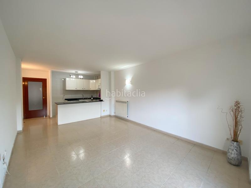 Foto 5047a342-39f4-416f-b319-ad91ebb9481f. Piso acogedor, luminoso y bien ubicado en Centre Rubí