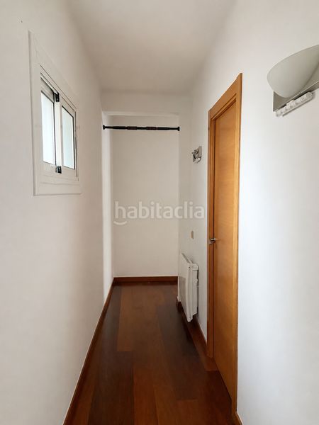 Foto f42e15db-906e-49eb-bd03-57bd858ef8eb. Pis amb calefacció a Progrés Rubí