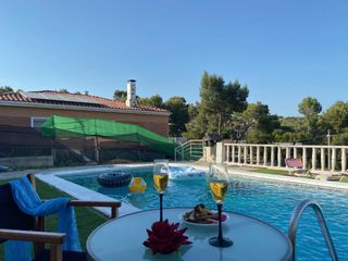 Maison  Carrer de cabanes. Casita con piscina en castellnou