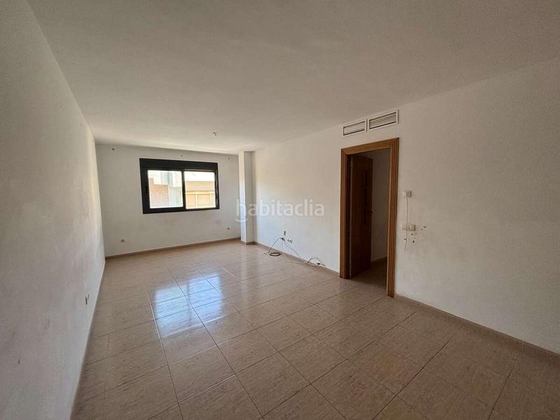 Foto 3ea5ad63-b30d-4511-b64f-4a72161d547e. Piso  de 3 dormitorios en el ejido en Ejido centro Ejido (El)