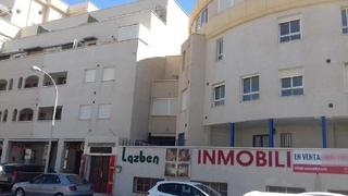 Local commercial à Rio andarax 1. Local en venta en calle cl rio andarax a