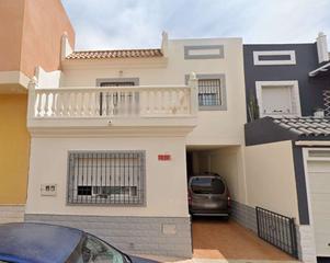 Duplex en Las Cabauelas. Dplex en venta en vcar