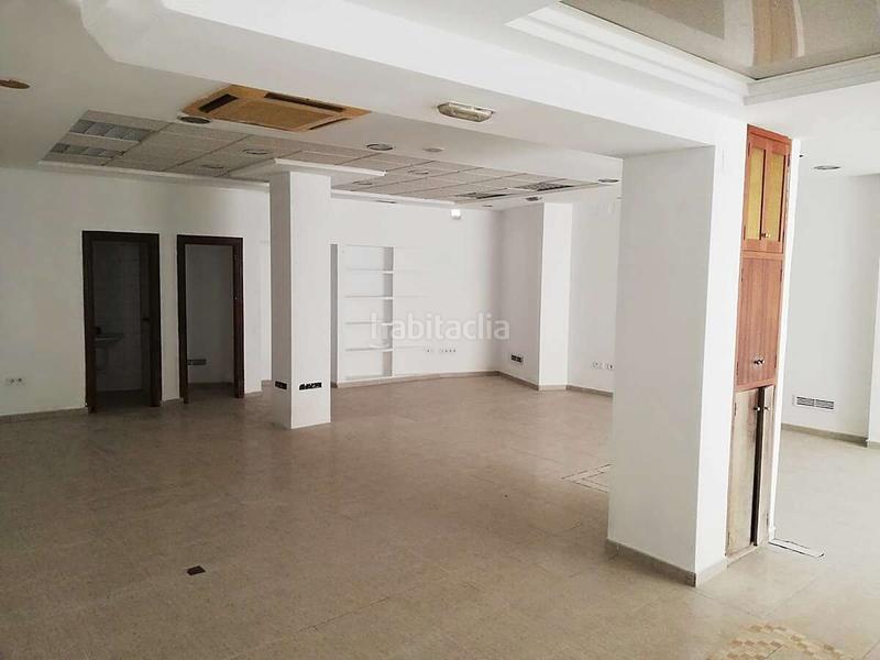 Foto 51c0608f-b0e4-44a7-83d0-0a13cdc67826. Local comercial  en planta baja en Roquetas de Mar