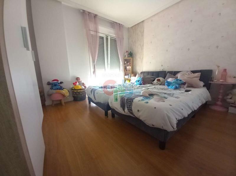 Foto 027ac877-b570-4e49-a444-2c6cfc5c3d01. Zweistöckige wohnung mit parking in La Envía Vícar