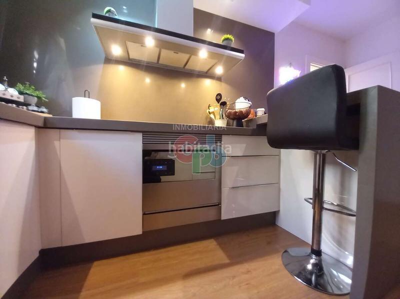 Foto 1a0a0b8b-2508-4027-a855-8c7edaa4e22d. Zweistöckige wohnung mit parking in La Envía Vícar