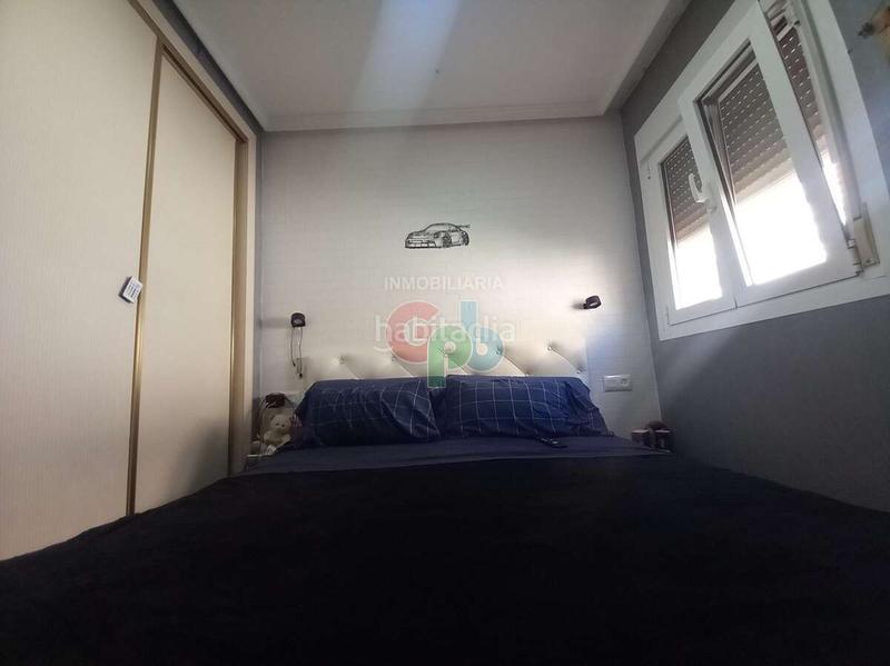 Foto 541eede1-eafc-4228-ab35-d111dc61e596. Zweistöckige wohnung mit parking in La Envía Vícar