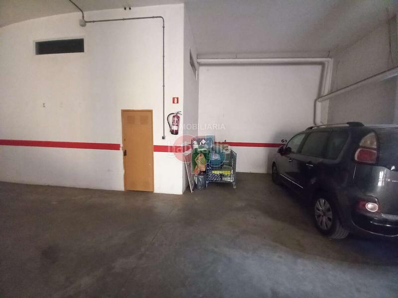 Foto ce2e5aa7-23e2-4e60-a519-eb792f96cf14. Zweistöckige wohnung mit parking in La Envía Vícar