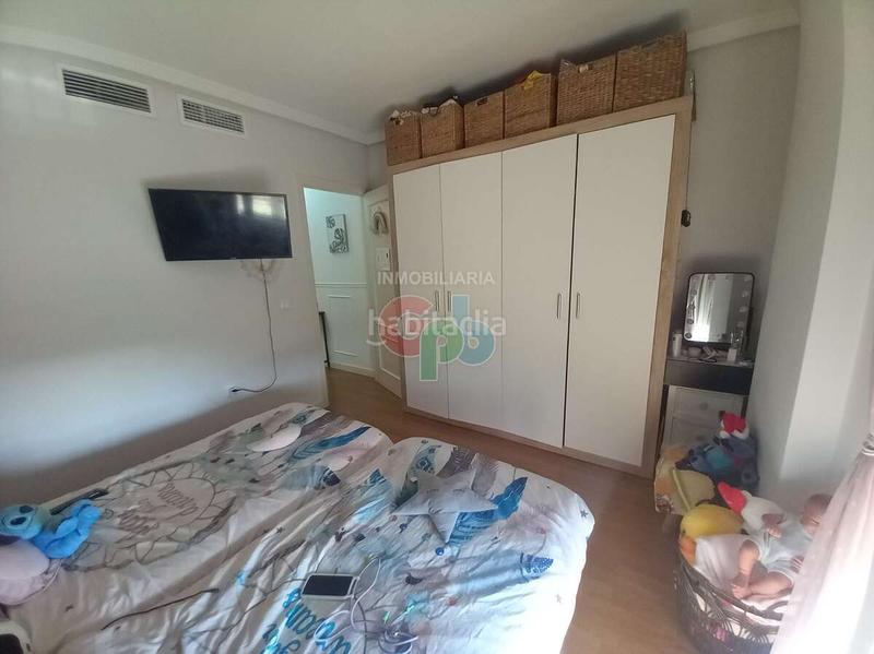 Foto cf80b01f-bf2d-4204-85a4-aa42d8b3c856. Zweistöckige wohnung mit parking in La Envía Vícar