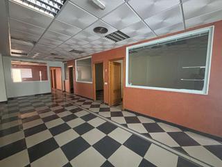 Oficina en El Parador de las Hortichuelas. Tu nueva oficina en roquetas de mar!