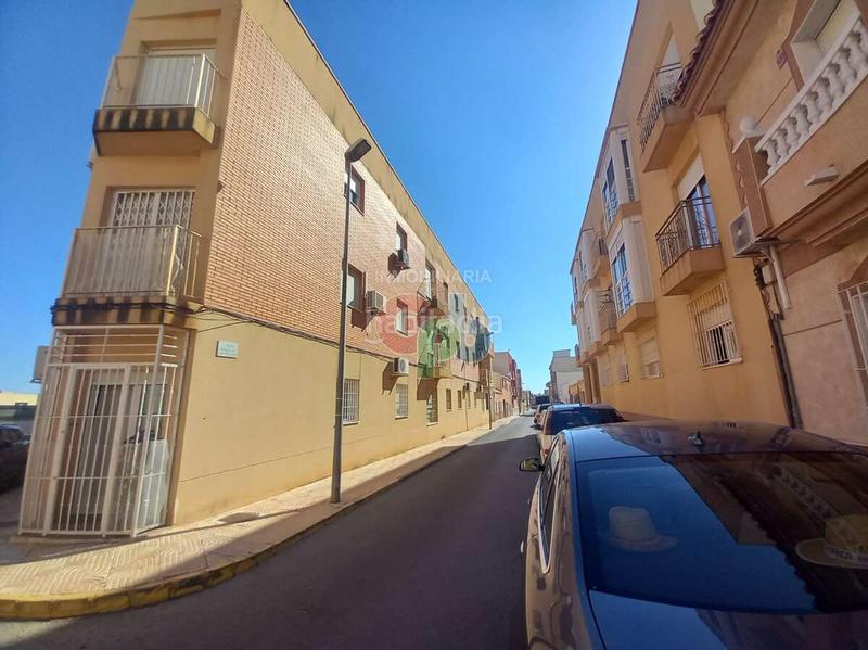 Foto 6212d693-af88-498b-a0c3-10e60d18921a. Parking voiture dans santa isabel 10 dans La Gangosa Vícar