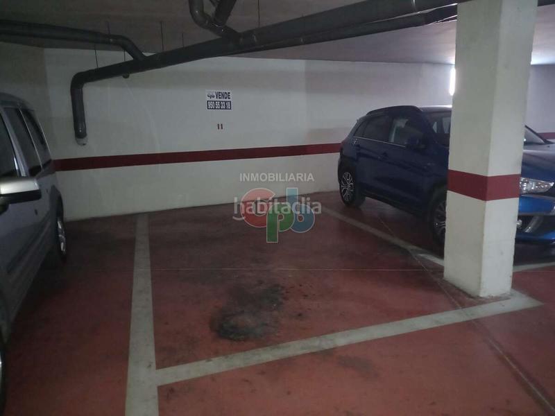 Foto b45e7a7c-5d99-40a3-9a6b-c67a56473906. Parking voiture dans santa isabel 10 dans La Gangosa Vícar