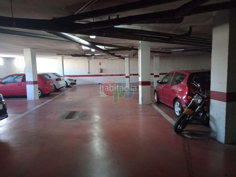 Foto c4e89d4f-c9c3-43e3-a48c-a565310c5d8f. Parking voiture dans santa isabel 10 dans La Gangosa Vícar