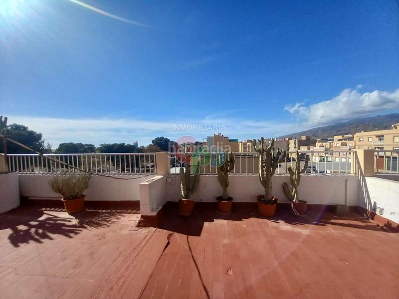 Foto 82762707-9a59-4878-bd96-9cc6d9ebe433. Etagenwohnung in Las Cabañuelas Vícar