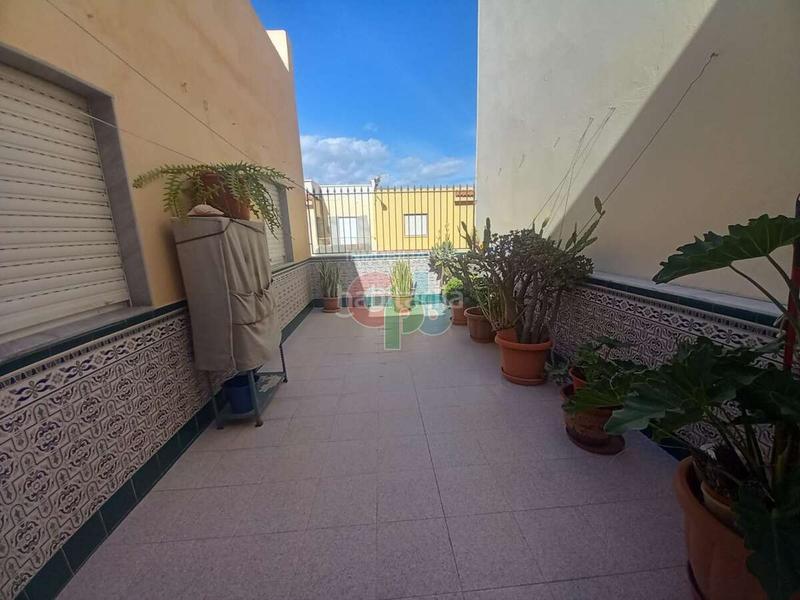 Foto adfe1c10-f477-4e70-8df0-57439ec3df1c. Etagenwohnung in Las Cabañuelas Vícar