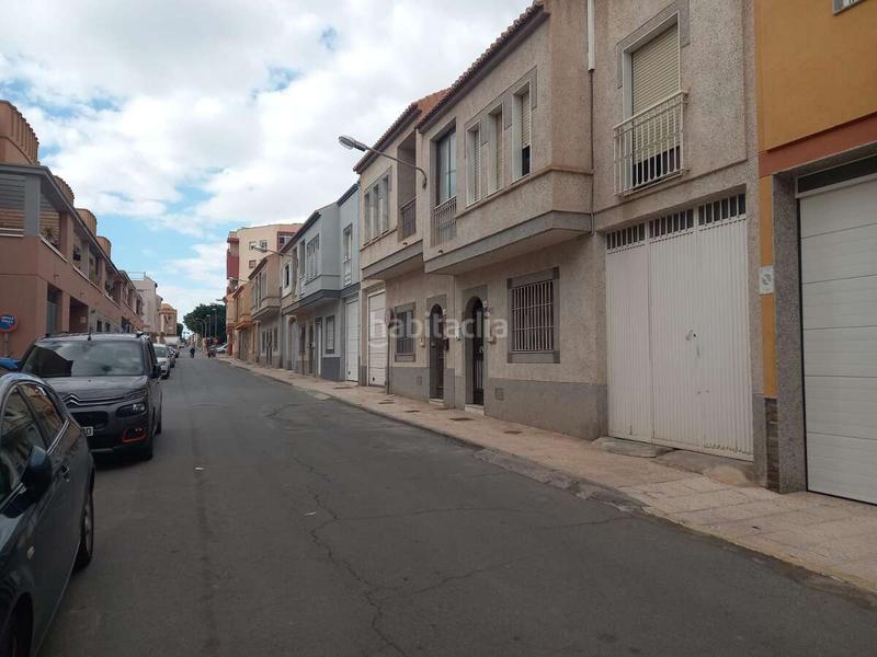 Foto 77c24dff-cd3e-4dca-8cc3-60379be6bfc1. Dúplex amb aparcament a puebla de Vícar Vícar